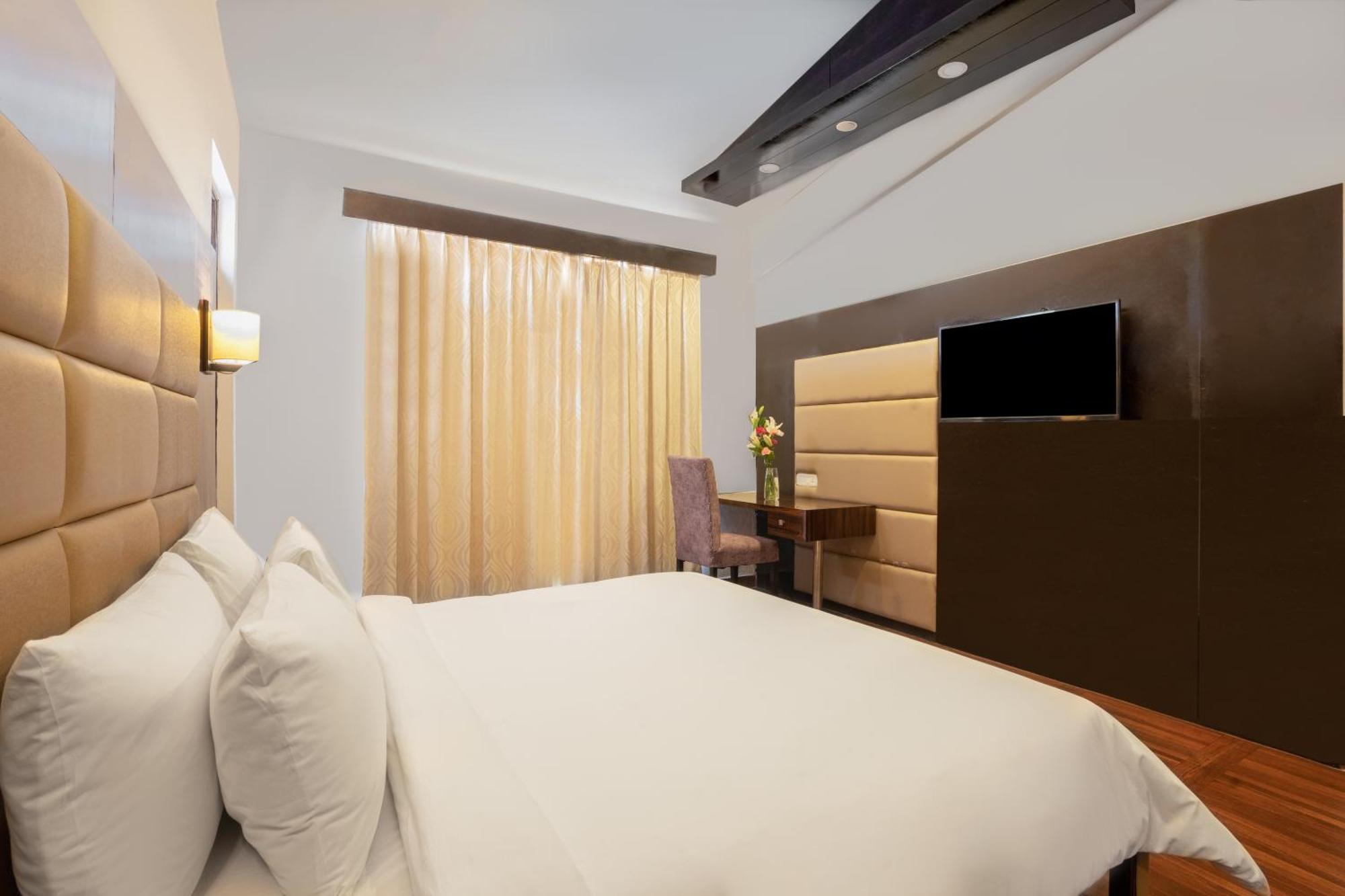 Country Inn Goa Varca Beach - 2 Minutes Walk To The Beach 외부 사진